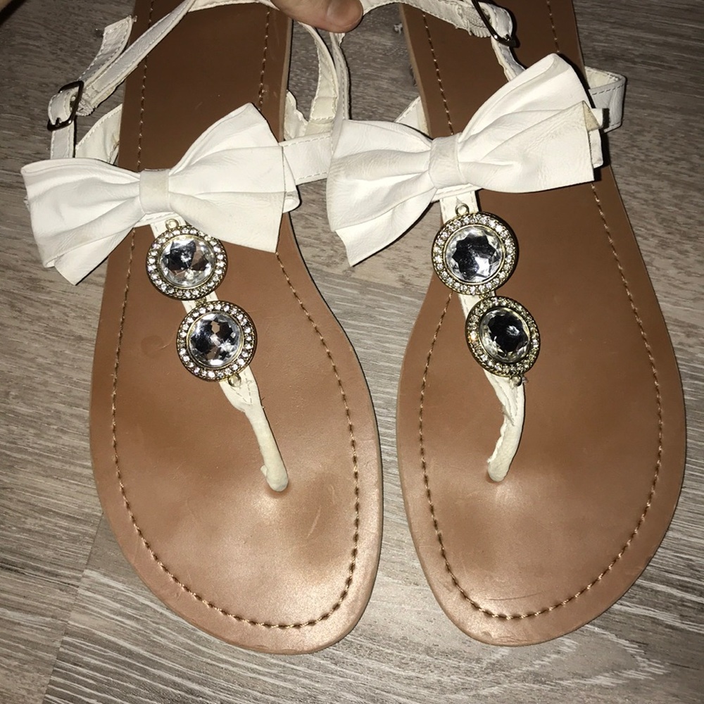 sandals with bows